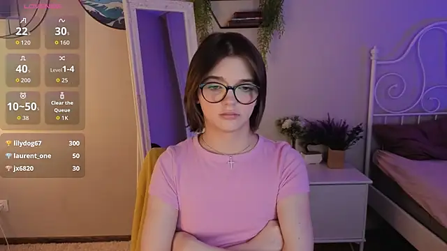 Pokazy przed kamerką – LetoriaNotley