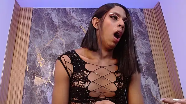 ISABELLA-SCOTT Adlı Modelin Canlı XXX Sohbeti