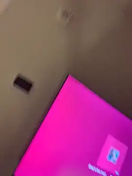 holyeroticss' Live XXX Chat