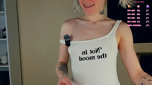 Chat XXX en directo de DianeHonnette