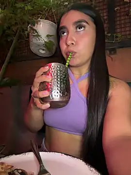 HaileyBiieber élő XXX-chatje