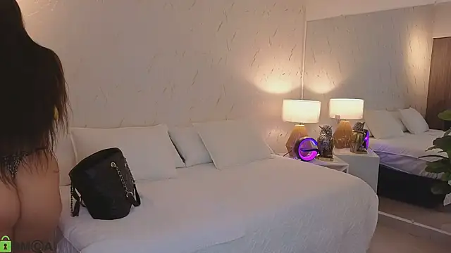 ava_blue: онлайн-секс-чат