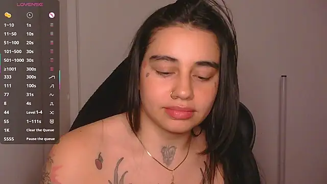 val_bardot Chat XXX in diretta