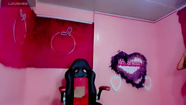 Karlaa_Hernandez_ Webcam Show