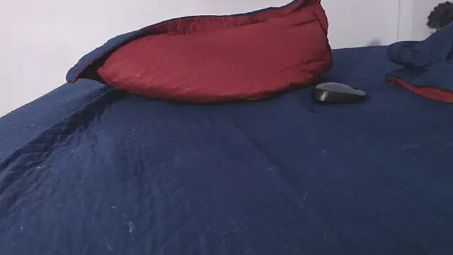 onixandghosty1 Adlı Modelin Canlı XXX Sohbeti