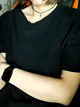 Chat +18 de Aashikalaa ao vivo