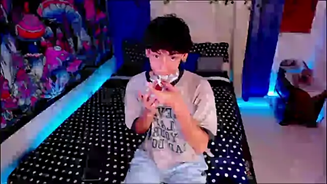 Thedoll_ethan7 Webcam show