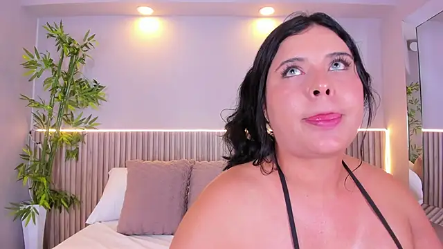 Chat +18 de GeorginaReyes ao vivo