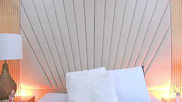 SaraLugo's Webcam Show