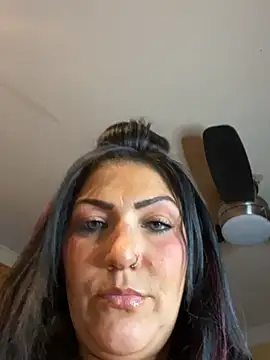 LittleMissEeve live XXX chat