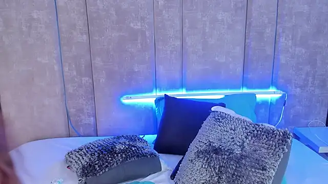 AmmyJones_n Live XXX chat