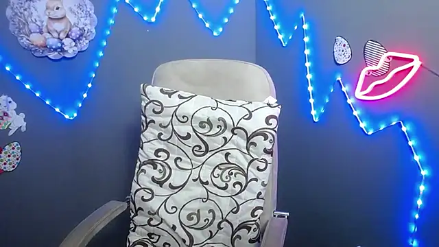 LauraFinn লাইভ XXX চ্যাট