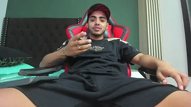 ares_pain Adlı Modelin Web Kamerası Şovu