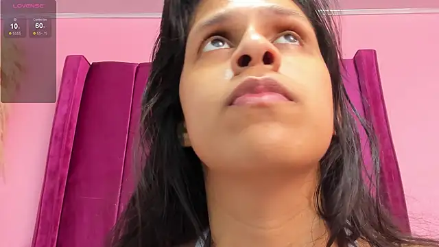 Chat +18 de mitzukywinteer ao vivo