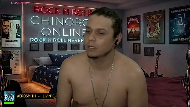 Онлайн чат XXX chino_roz