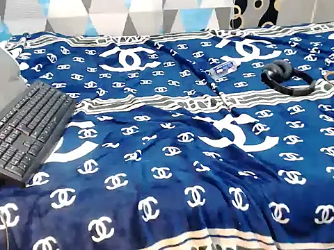 Savannah_Cock Webcam show