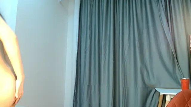 madison_mi Adlı Modelin Canlı XXX Sohbeti