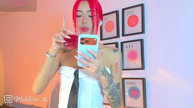 Chatroom XXX en direct de MelyTaylor_