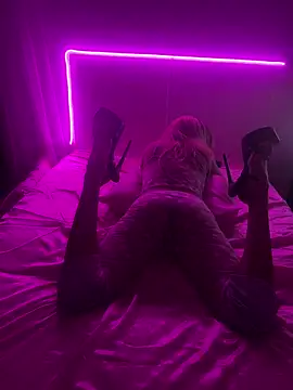 Shynesse21のライブXXXチャット