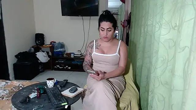 Sashaferrari2000's Live XXX Chat