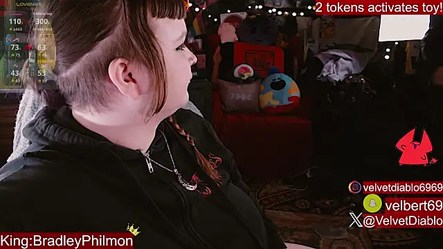 VelvetDiablo: онлайн-секс-чат