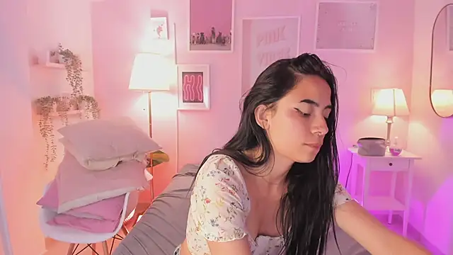 Chat XXX en directo de Ivyy_sweet_