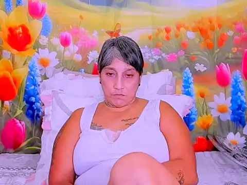 indianroxy 现场XXX聊天