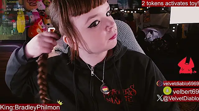 VelvetDiablo – Naživo XXX chat