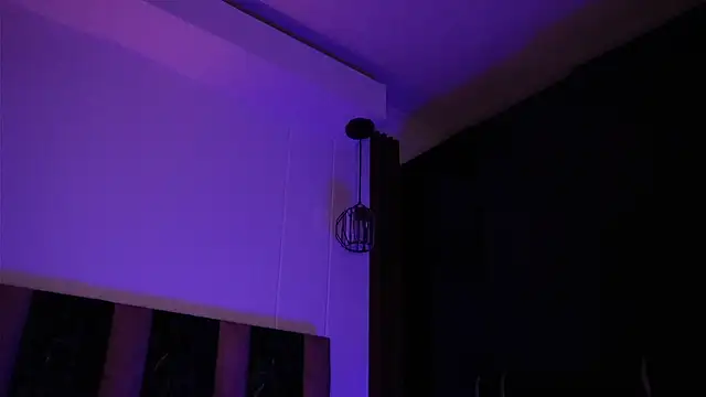 Ivi_Aiko live XXX chat