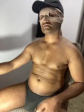 MilanBlazeのウェブカメラショー