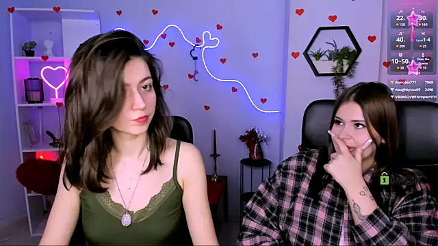 kitniss_dreamy Adlı Modelin Canlı XXX Sohbeti