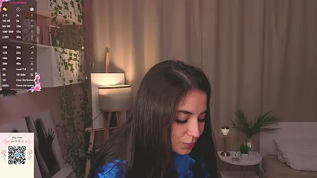 EmmyNoel's Live XXX Chat