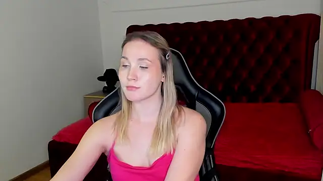 แชท XXX สดของ ElaraVoltage