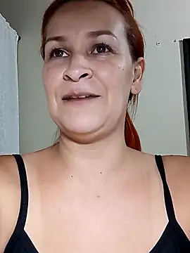 Britney_taylor_ Adlı Modelin Canlı XXX Sohbeti