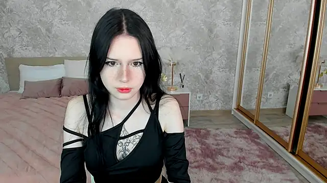 VioletHarme Chat XXX in diretta