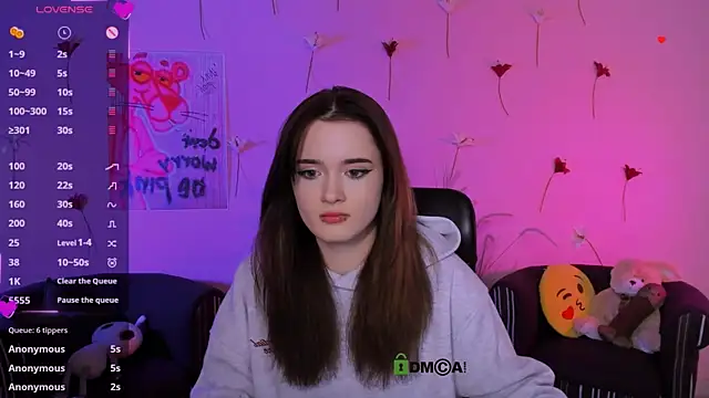 liana_kisses live XXX chat