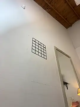 GiaValenti's Webcam Show