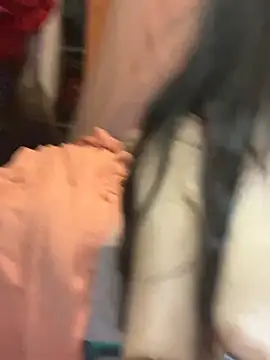 LaPetitechienne1's Live XXX Chat