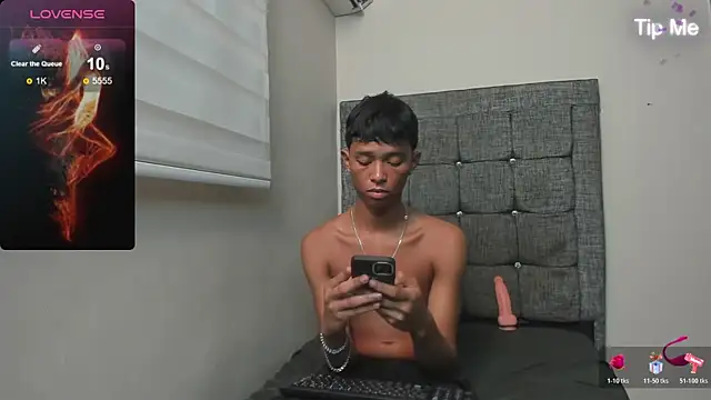 Little_Twink19x 라이브 XXX 채팅