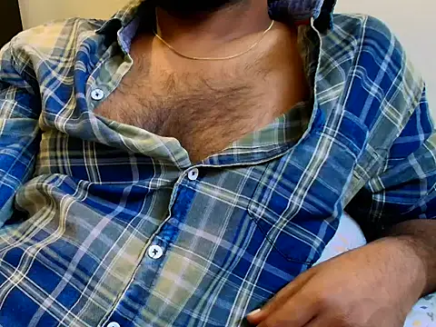 Jenni11Live: διαδικτυακό σόου στην κάμερα