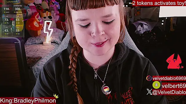 Živý XXX chat VelvetDiablo