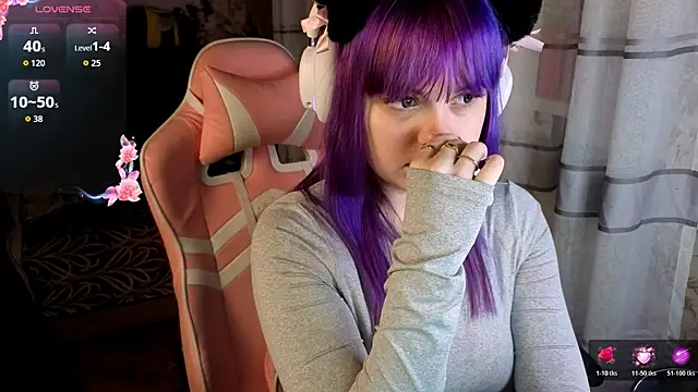 KristiBloom's Live XXX Chat