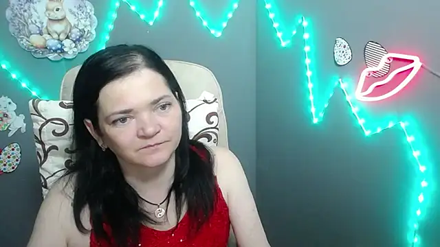 XXX chat uživo modela LauraFinn