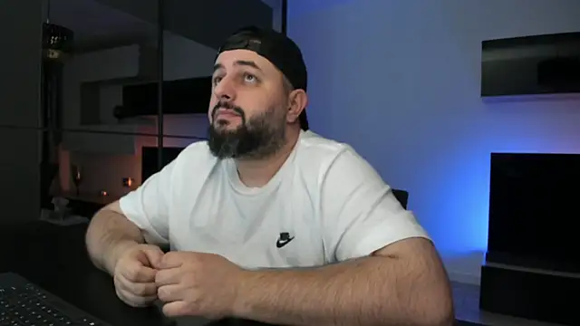 DravenPeak: вебкам-шоу