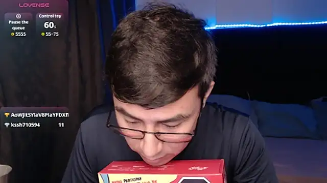 andrewmhilton_ 网络视讯表演