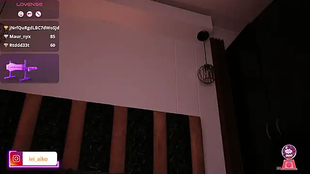 Ivi_Aiko 现场XXX聊天