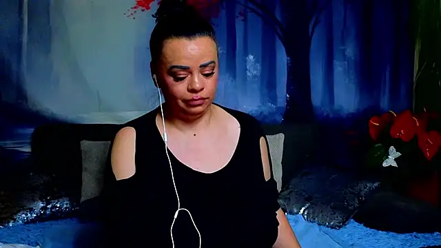 ElizabethEven's Live XXX Chat