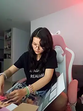 azumiichan élő XXX-chatje