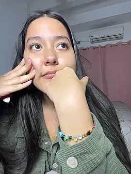 Nhefertary 现场XXX聊天