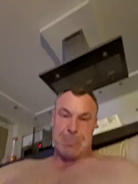 AgaiJa42 Show Webcam